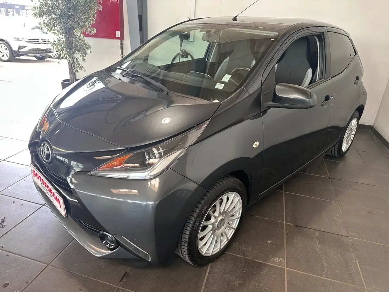 Billede 3 - Toyota Aygo 1,0 VVT-i x-play