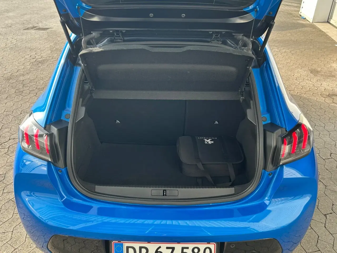 Billede 5 - Peugeot e-208 50 GT Pack