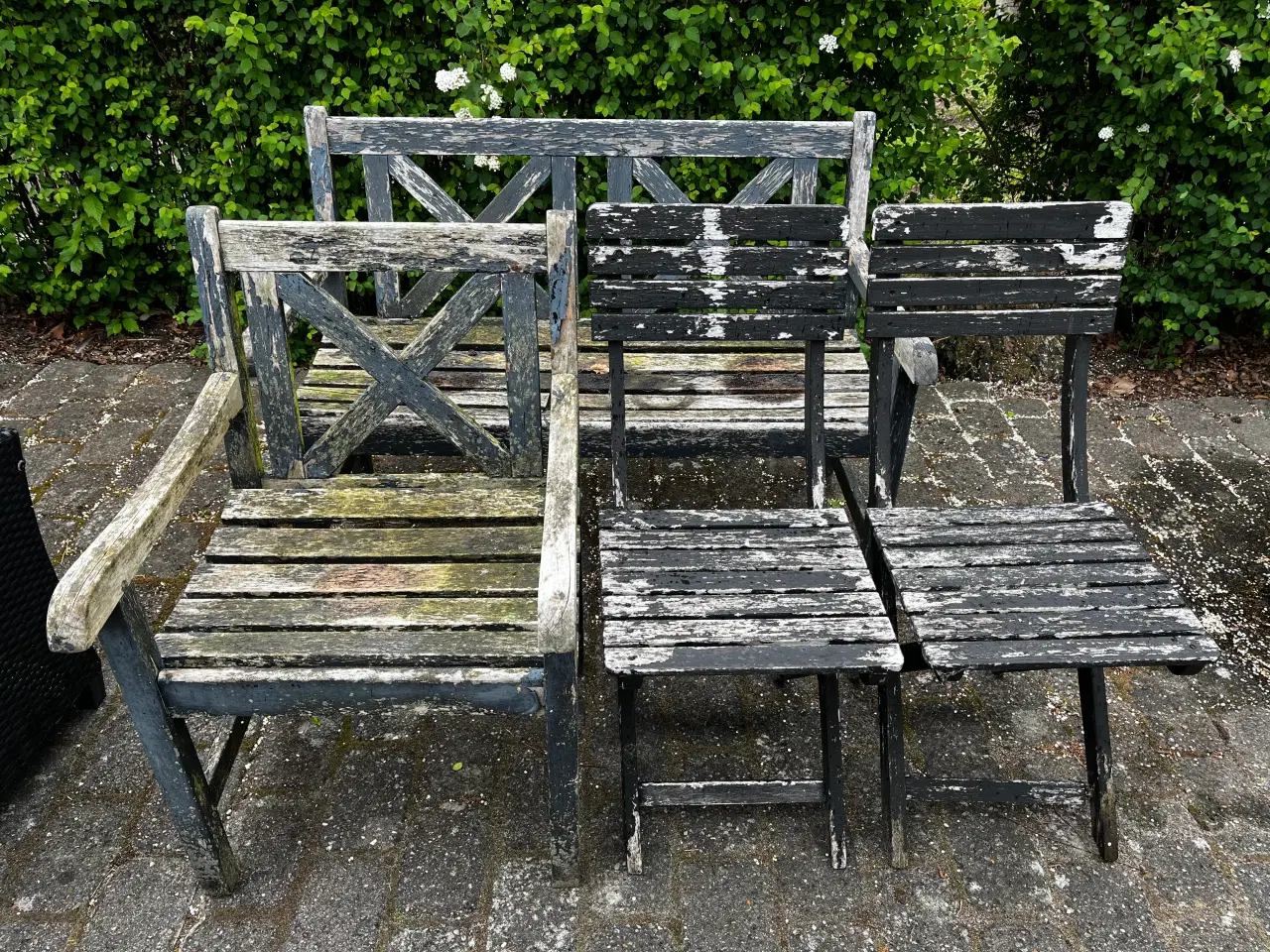Billede 1 - Havemøbler i træ