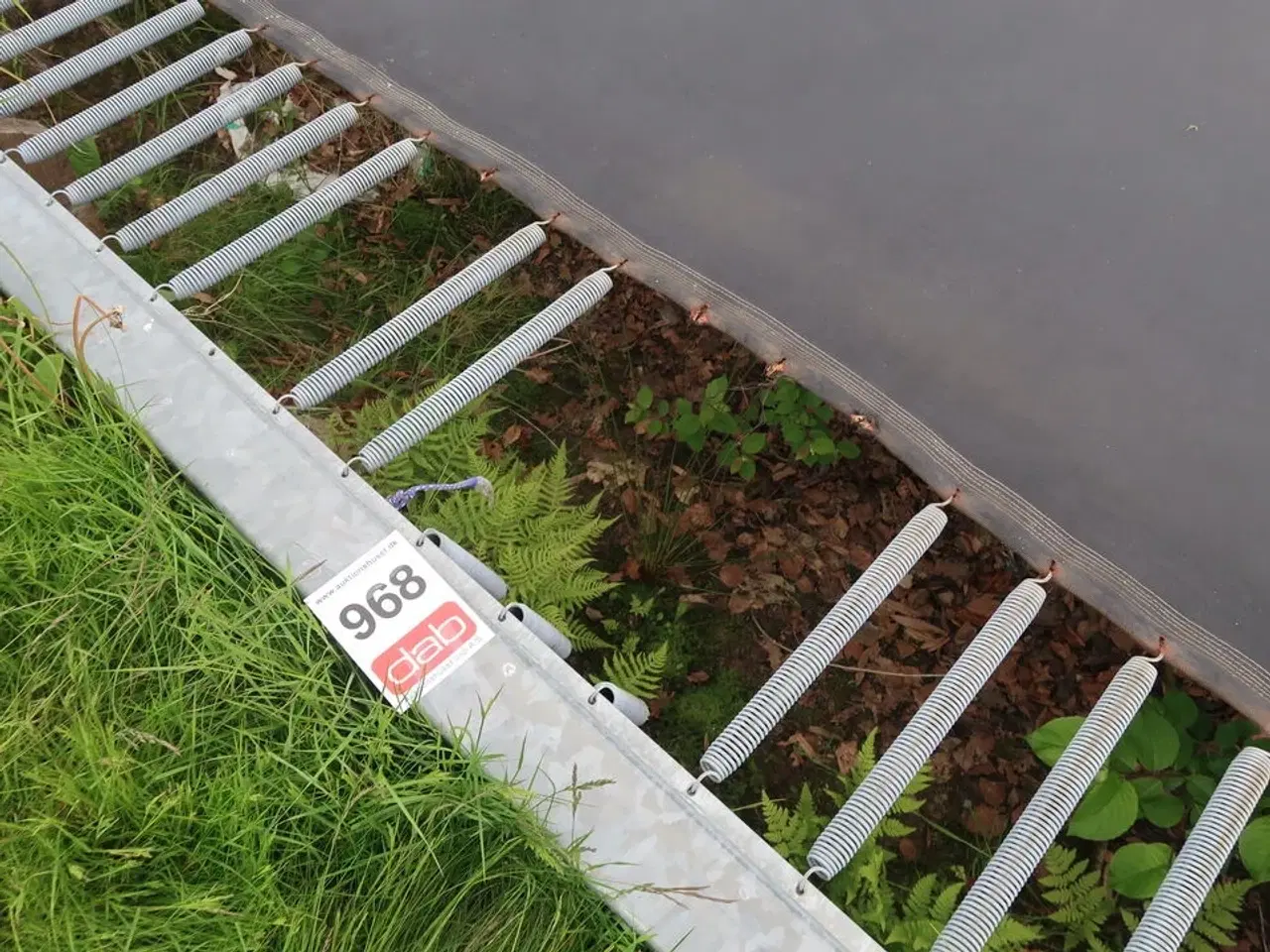 Billede 3 - Nedgravet trampolin
