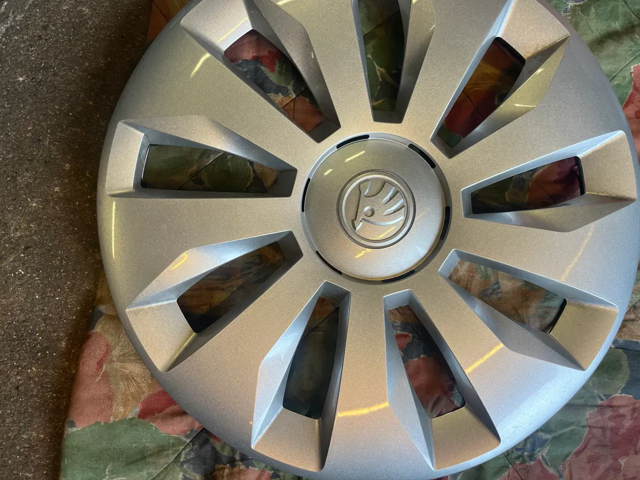 Billede 2 - Skoda hjukapsler 15"