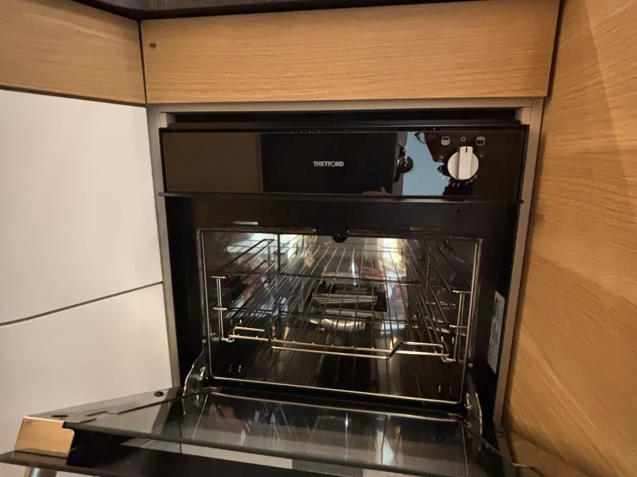 Billede 4 - Autocamper til salg - Adria Sonic I 700 SL Plus