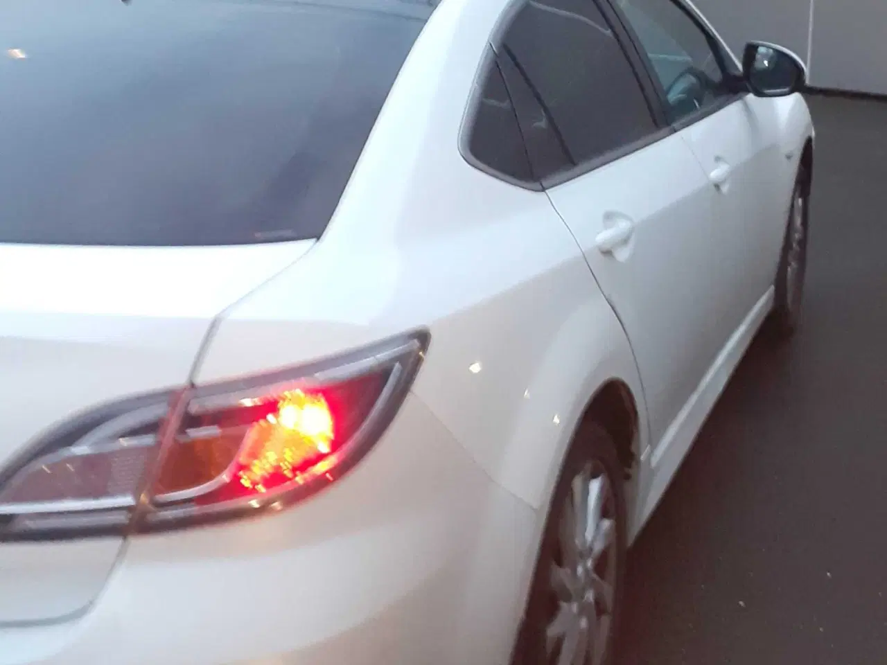 Billede 4 - Flot Mazda 6 Benzin..2011..