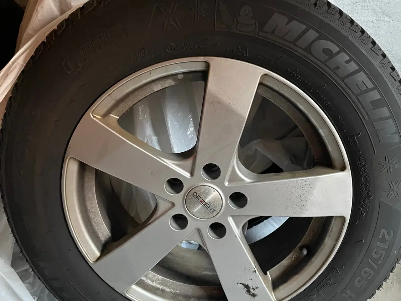 Billede 5 - 4 Michelin Alpin 17" vinterdæk på Alufælge