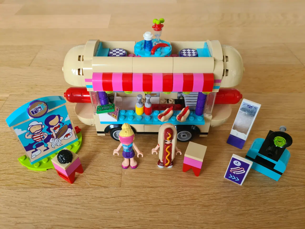 Billede 1 - LEGO Friends 41129 Forlystelsespark - hotdog-vogn