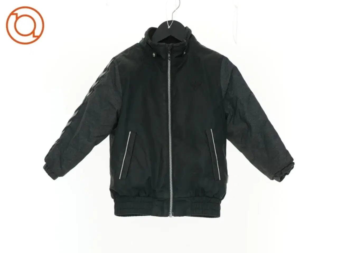 Billede 1 - Vinterjakke fra Hummel (str. 104 cm)