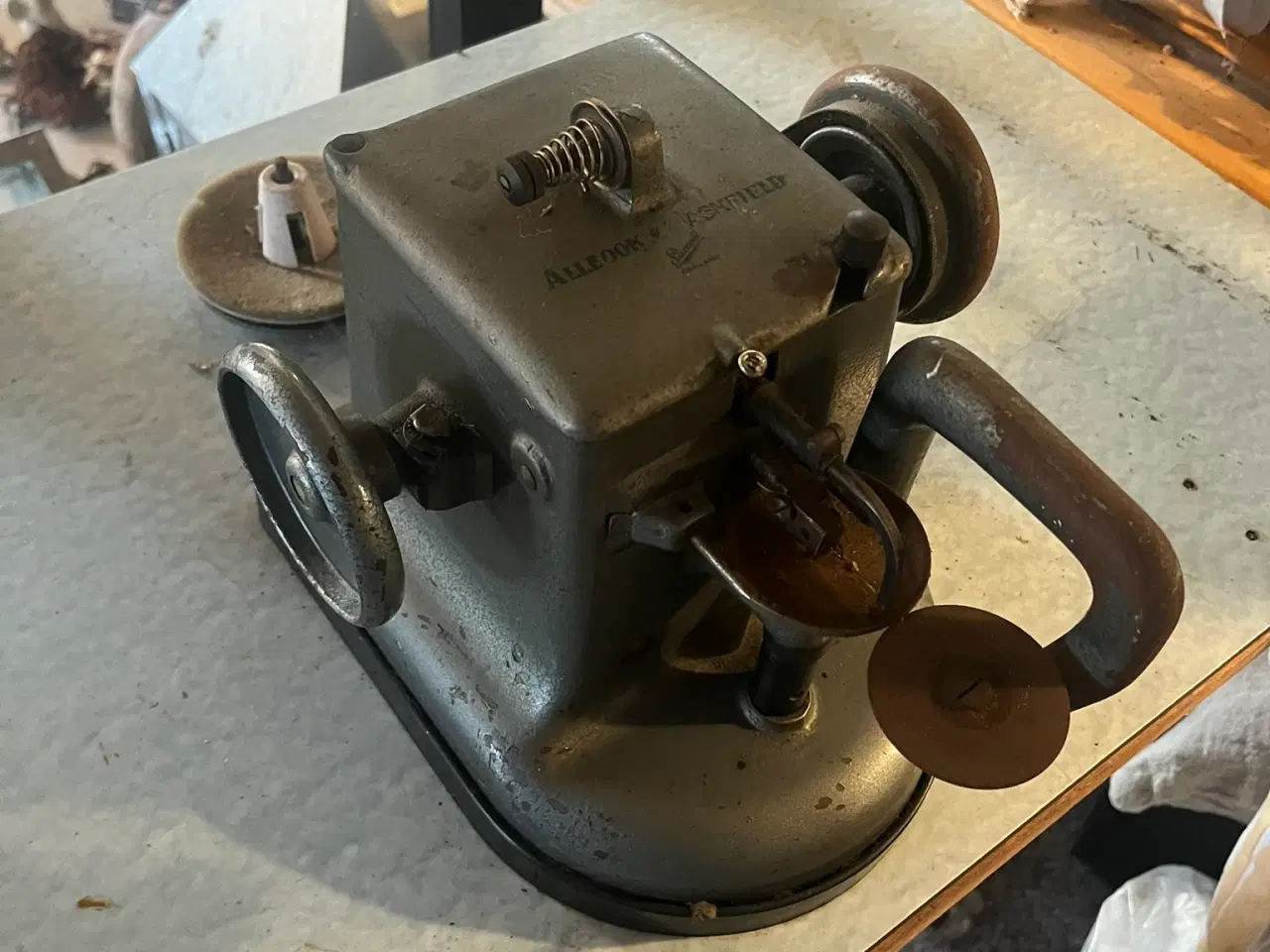 Billede 2 - Pelssymaskine, Allbook & Hashfield