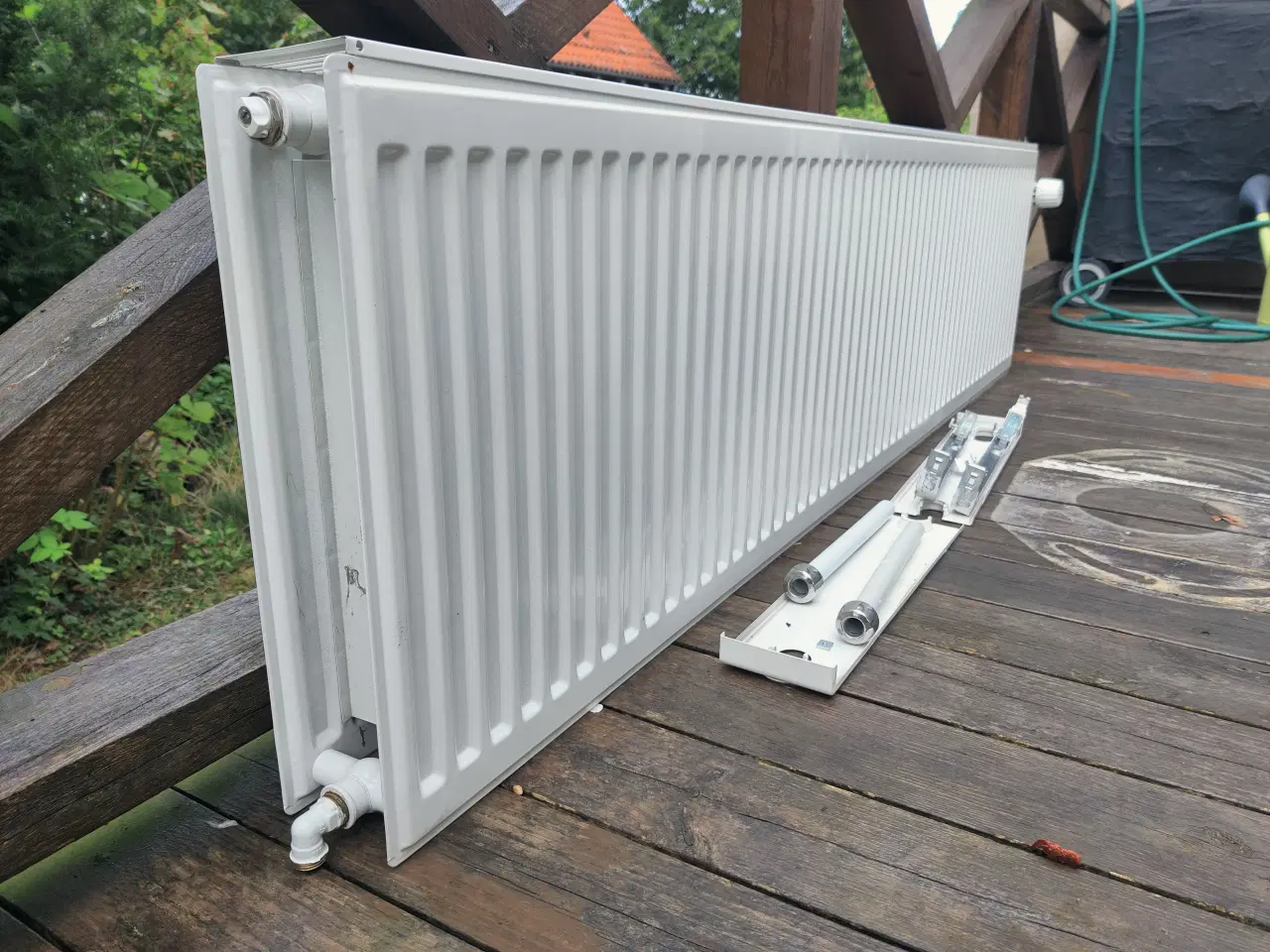 Billede 2 - Dobbelt pladeradiator Hvid