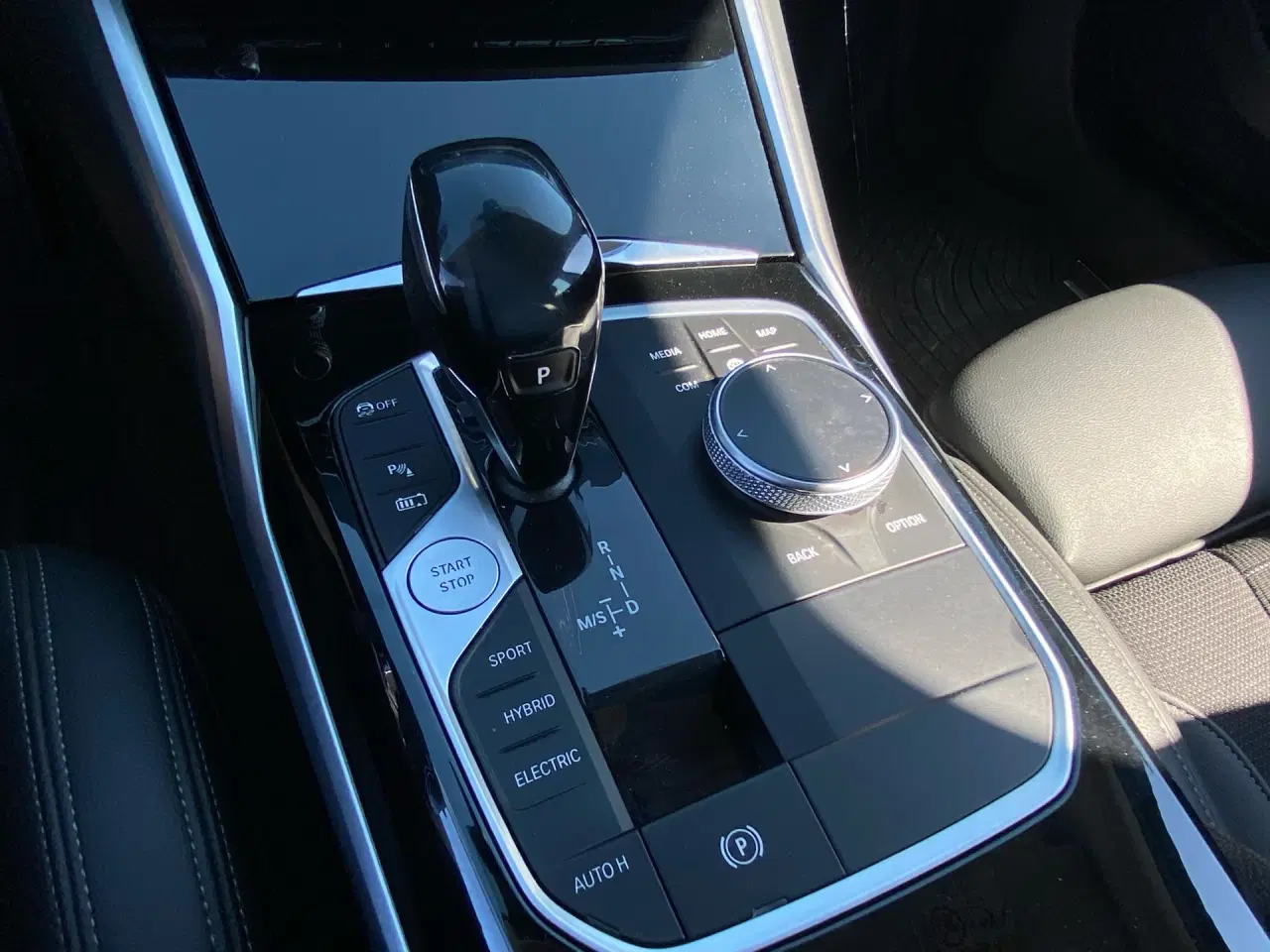 Billede 23 - BMW 330e Touring 2,0 Plugin-hybrid Sport Line Steptronic 292HK Stc 8g Aut.