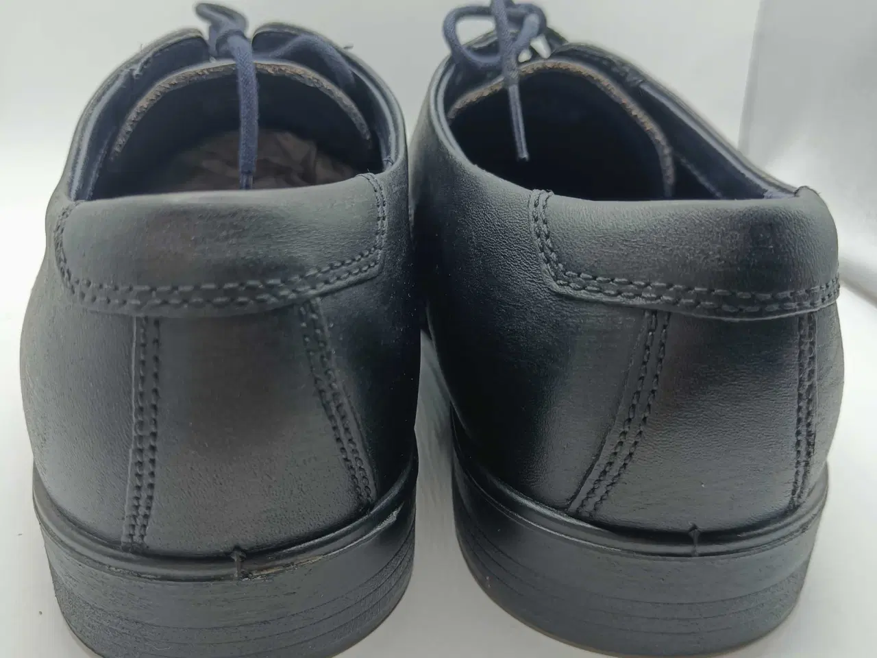 Billede 4 - Ecco sort læder sko 45str