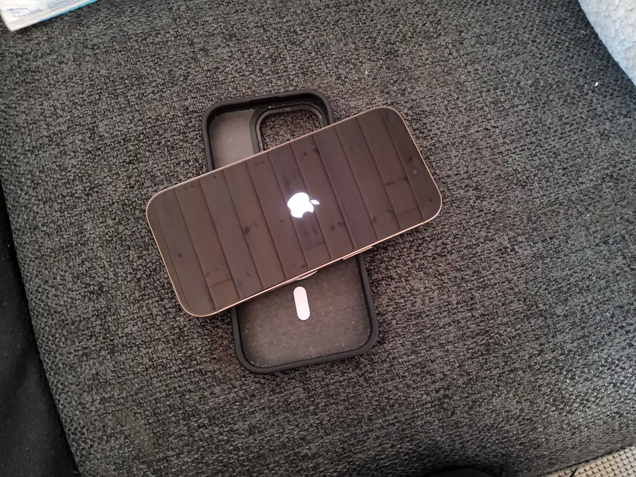 Billede 4 - Meget velholdt IPhone 16 Pro