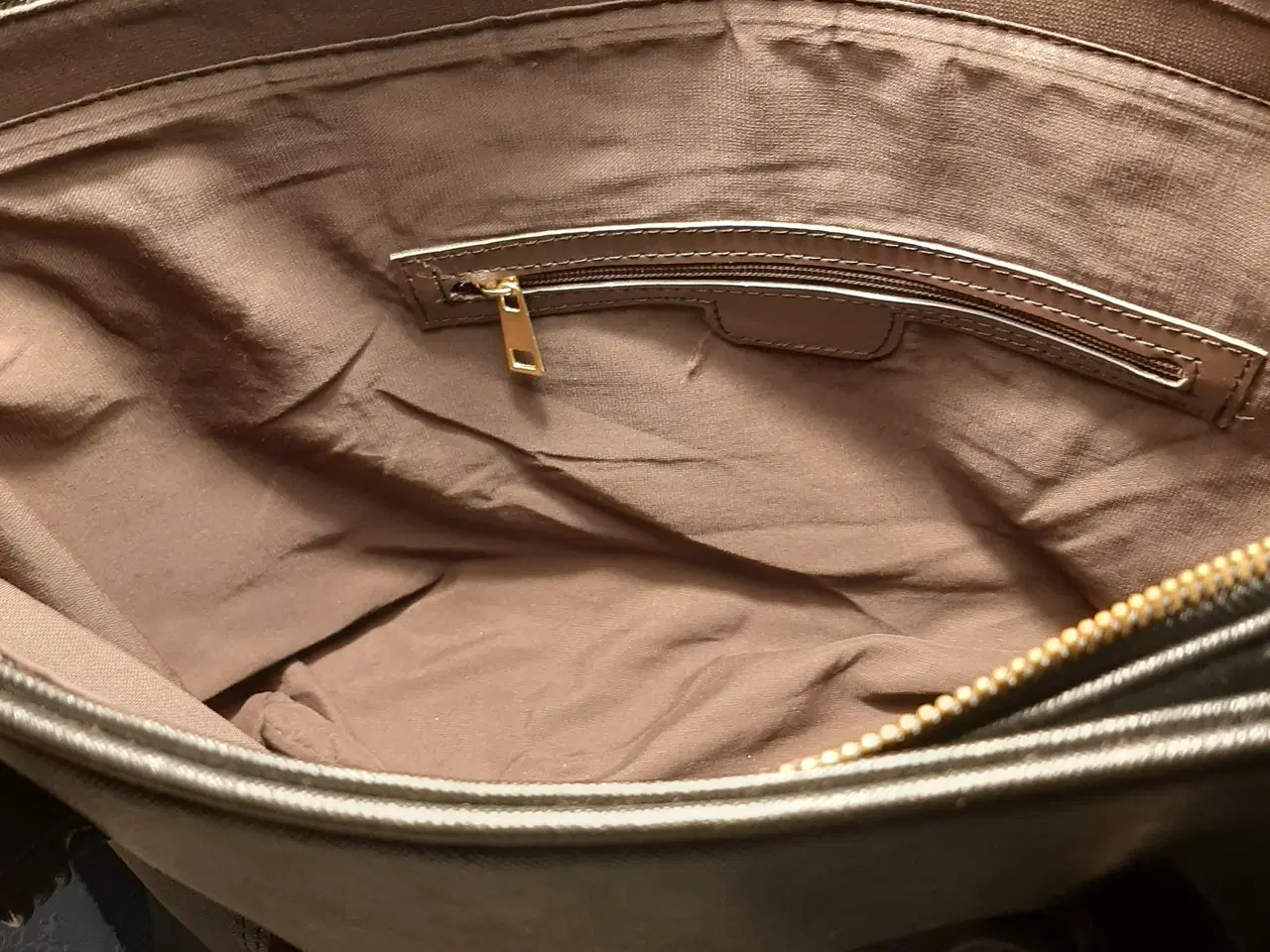 Billede 2 - Michael Kors taske og etuie 