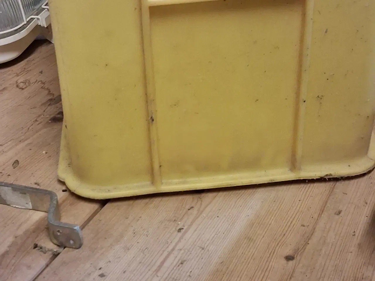 Billede 4 - Mælke og juice kasse 