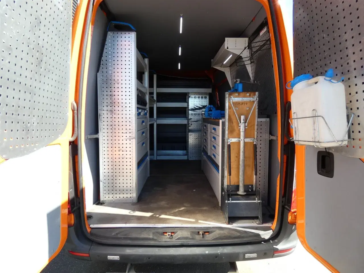 Billede 1 - Mercedes-Benz Sprinter 316 2,1 CDI A2 H2 RWD 7G-Tronic 163HK Van Aut.