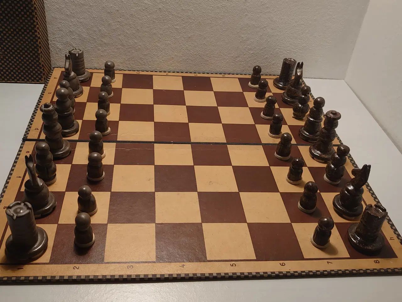 Billede 3 - Gammelt skakspil mrk. Rajah-Skak 83L. (43 x 44)
