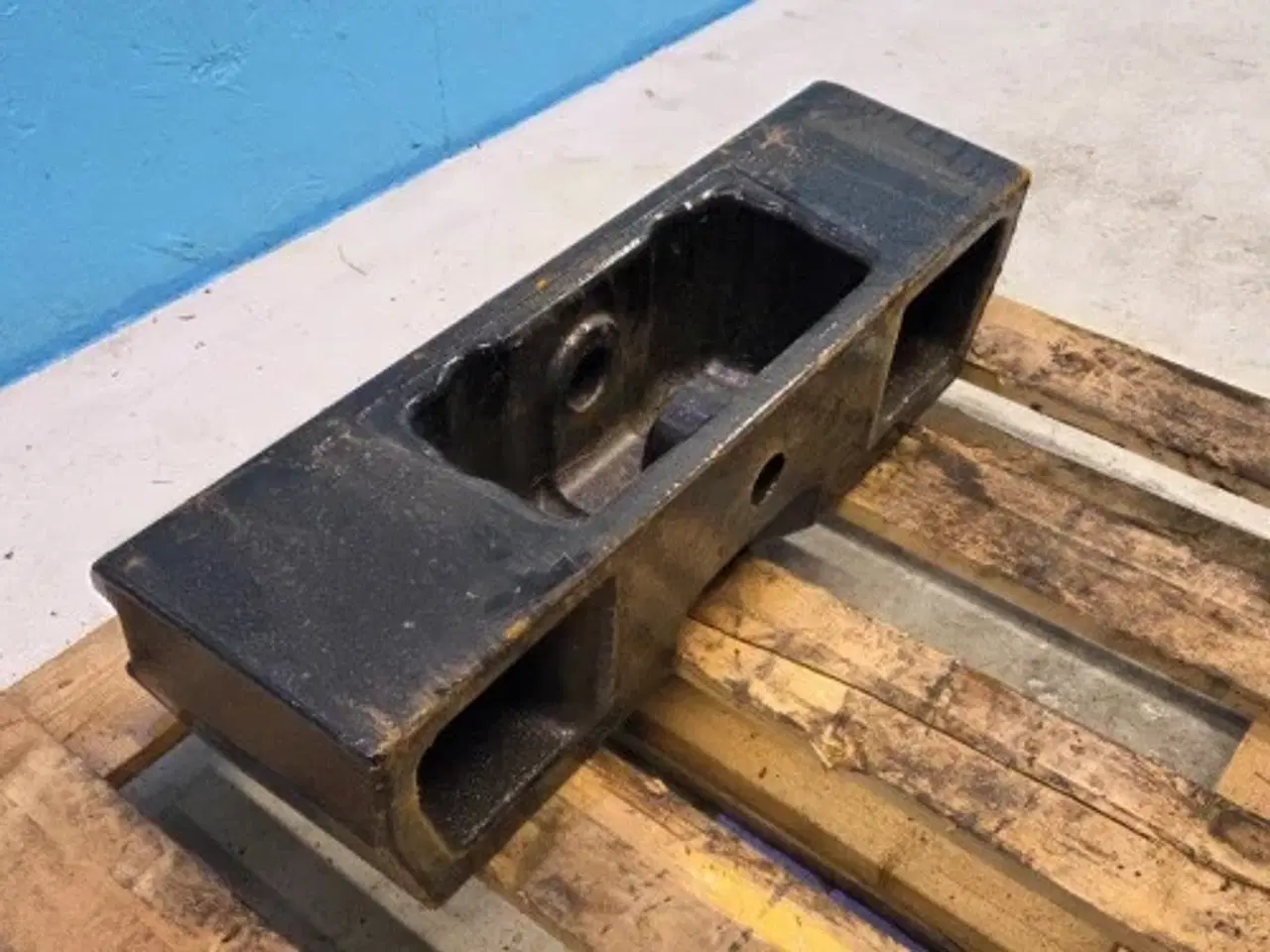 Billede 16 - New Holland T5.100 Vægtholder 87350022  5Stk