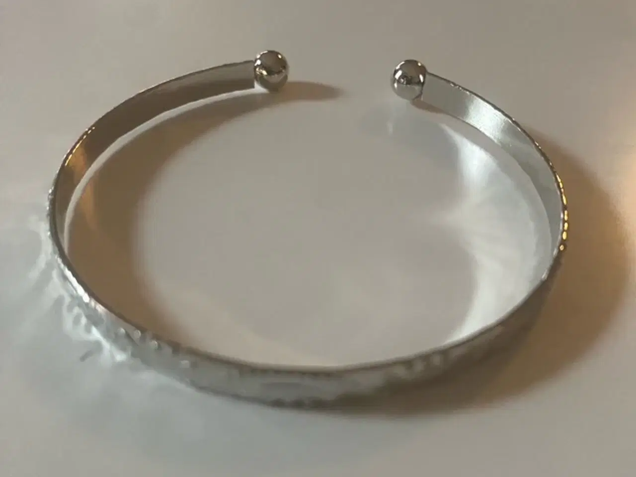 Billede 1 - * Sød armring - med mønster