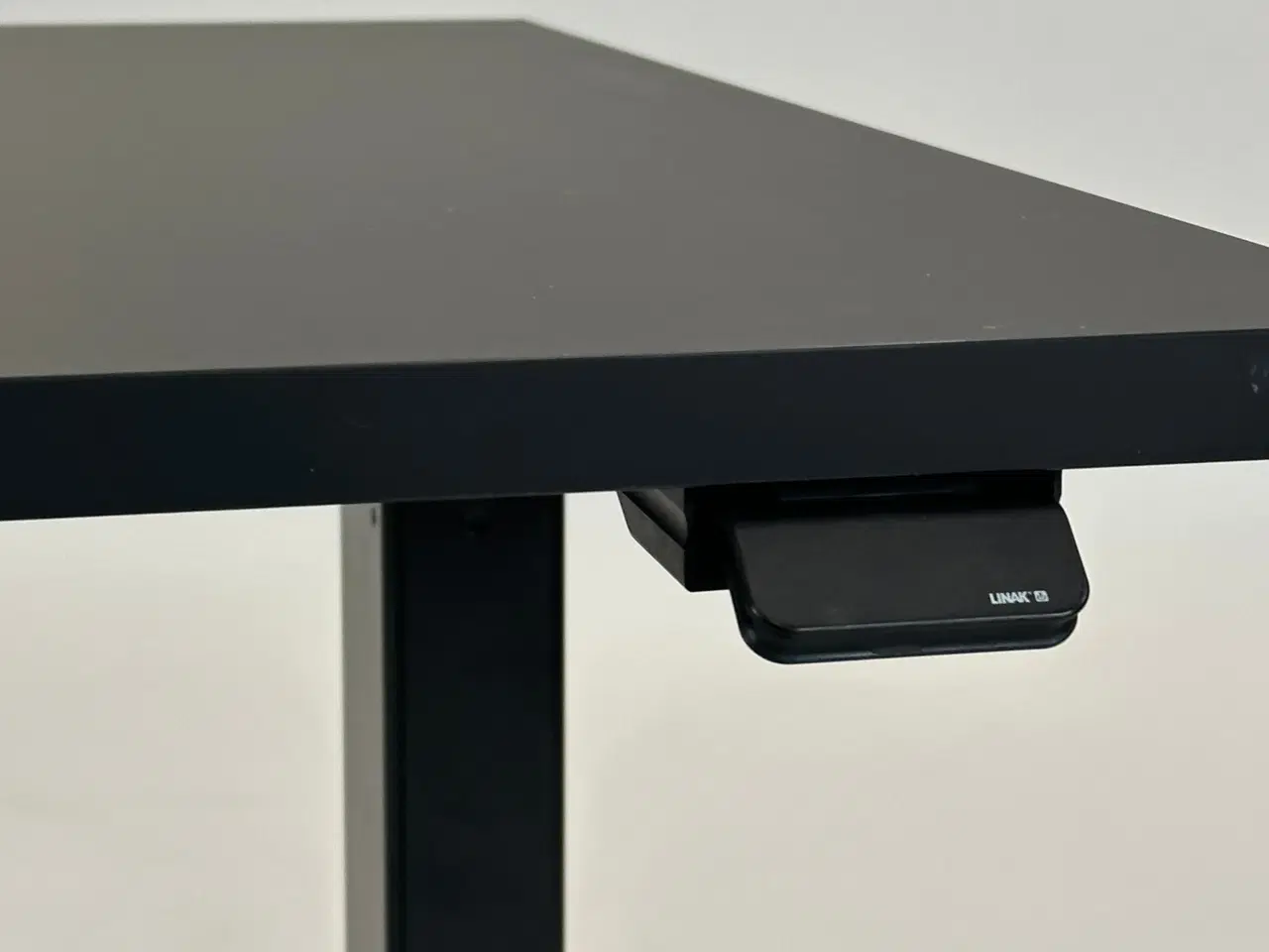 Billede 4 - Linak Hæve/sænkebord – Sort 120x80 cm