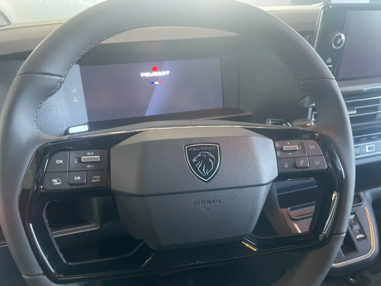 Billede 9 - Peugeot e-Expert 75 L2 Premium Van