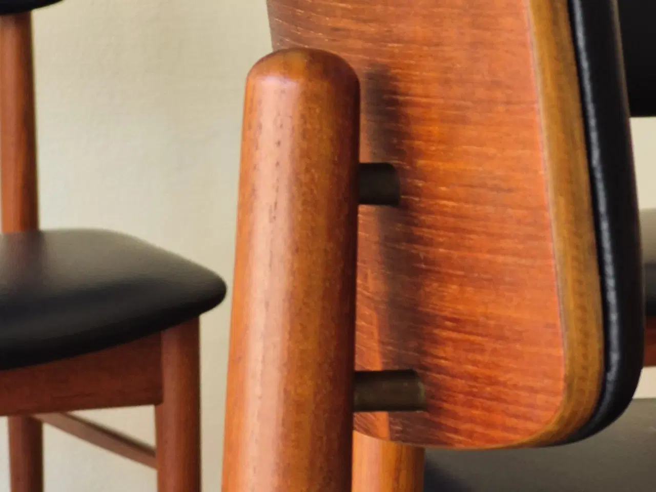 Billede 7 - 6 Teak stole, nypolstrede