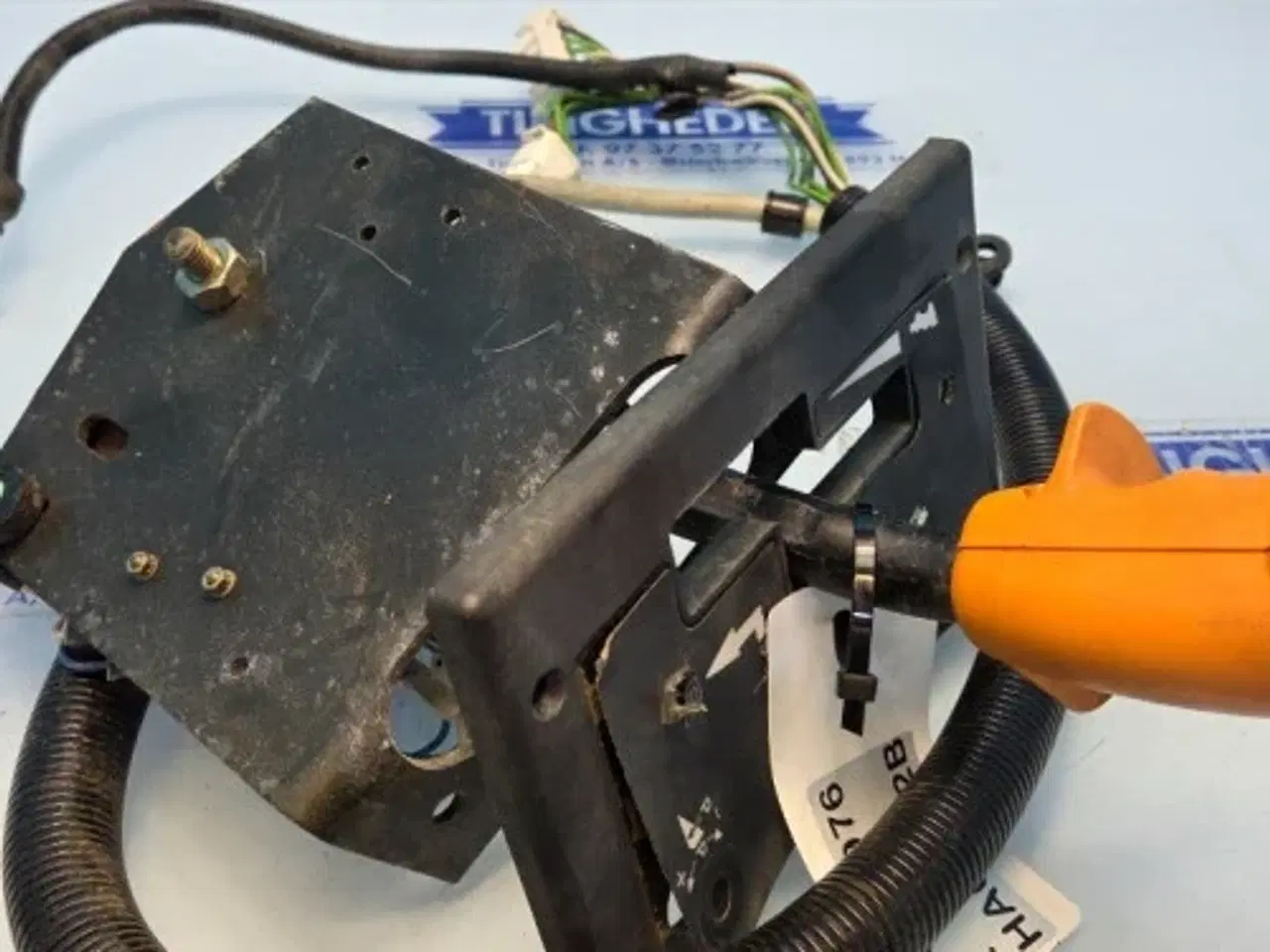 Billede 11 - New Holland TX68 Kørehåndtag 84017717