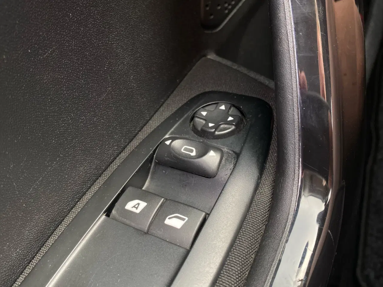 Billede 17 - Peugeot 208 1,2 VTi Active 82HK 5d