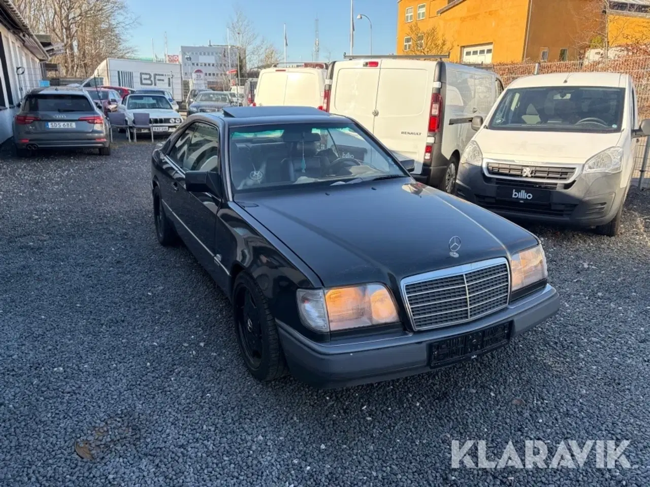 Billede 4 - Personbil Mercedes-Benz 300E W124 3,0 liter
