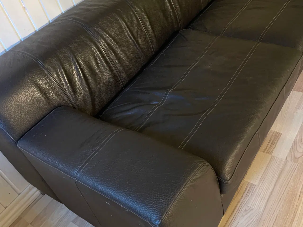 Billede 3 - Lædersofa og sofabord, sofa