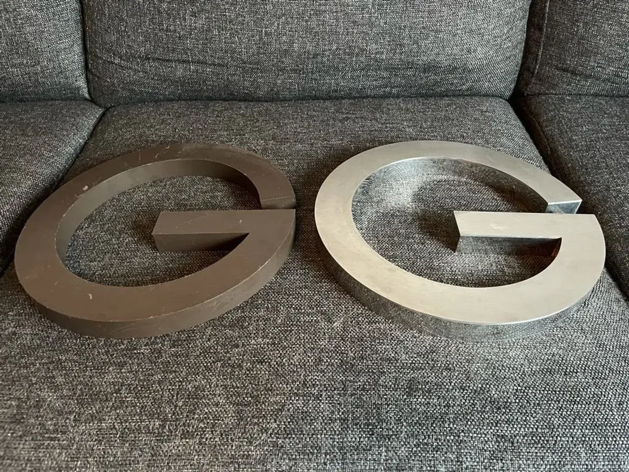 Billede 4 - Flotte G & G bogstaver i metal