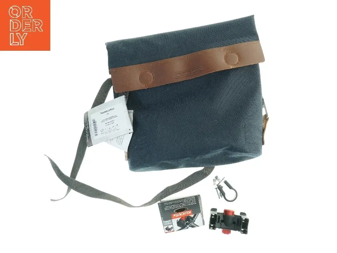 Billede 1 - Cykeltaske med monteringstilbehør fra Ortlieb (str. 30 x 32 cm)