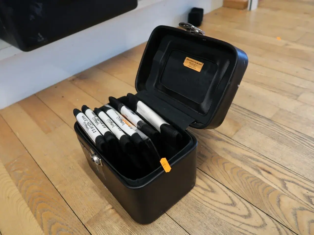 Billede 1 - Kasse med filtre