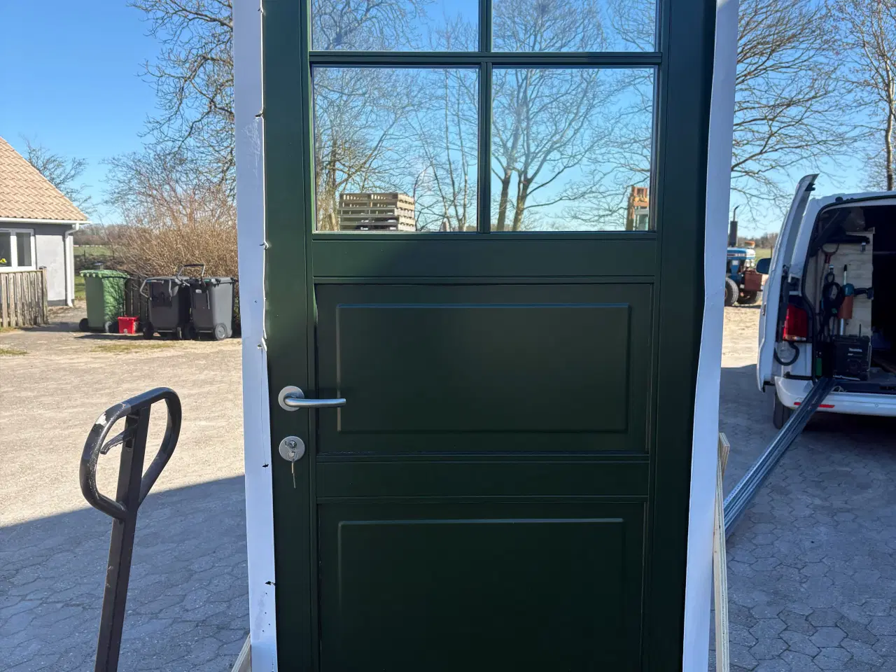 Billede 1 - Ny facadedør træ/alu