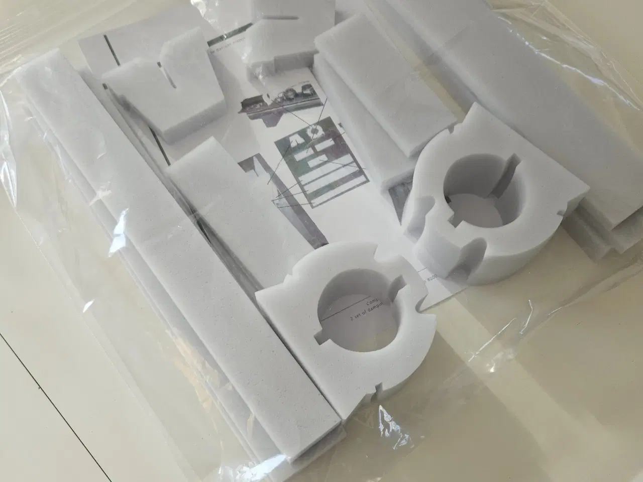 Billede 1 - Dæmpningsmateriale B&o Beolab 8000