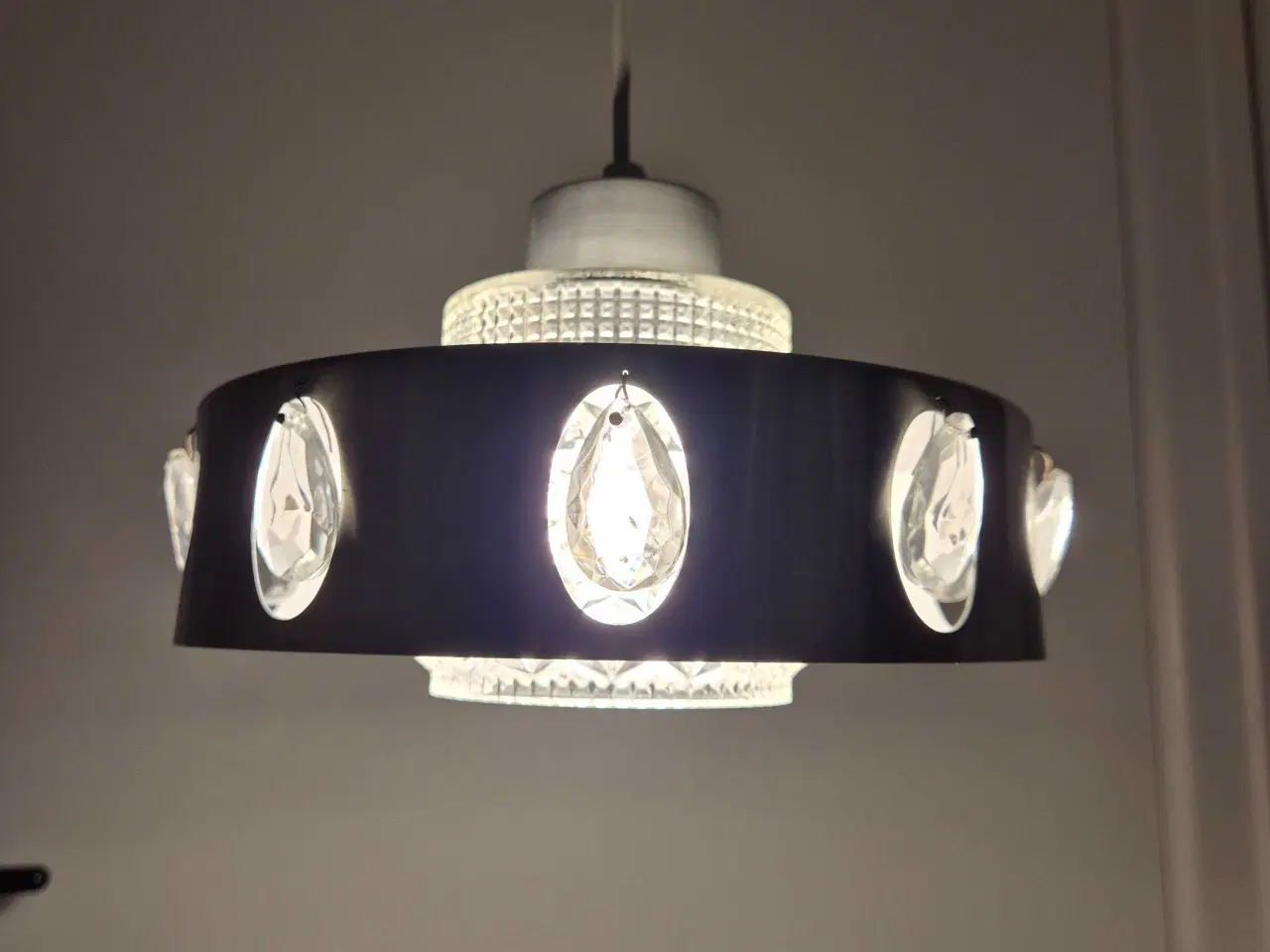 Billede 1 - Retropendel med prismer og dobbeltfunktion 