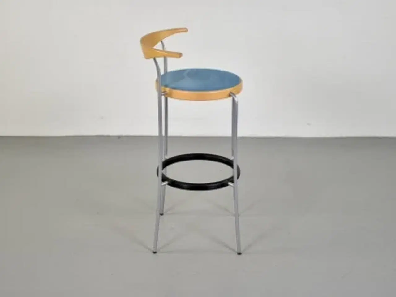 Billede 4 - Magnus olesen partout barstol med blåt sæde