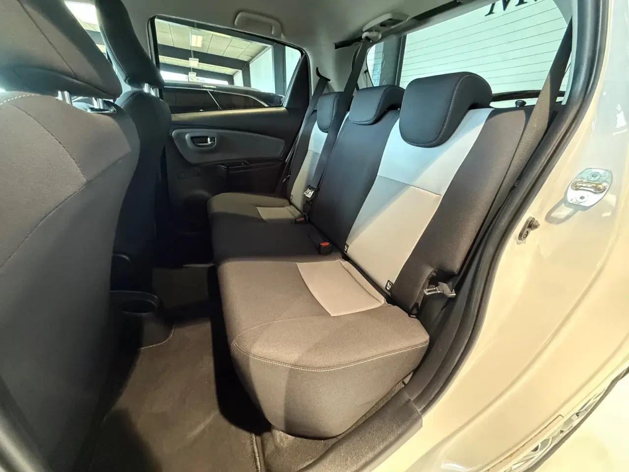Billede 8 - Toyota Yaris 1,0 VVT-i T1