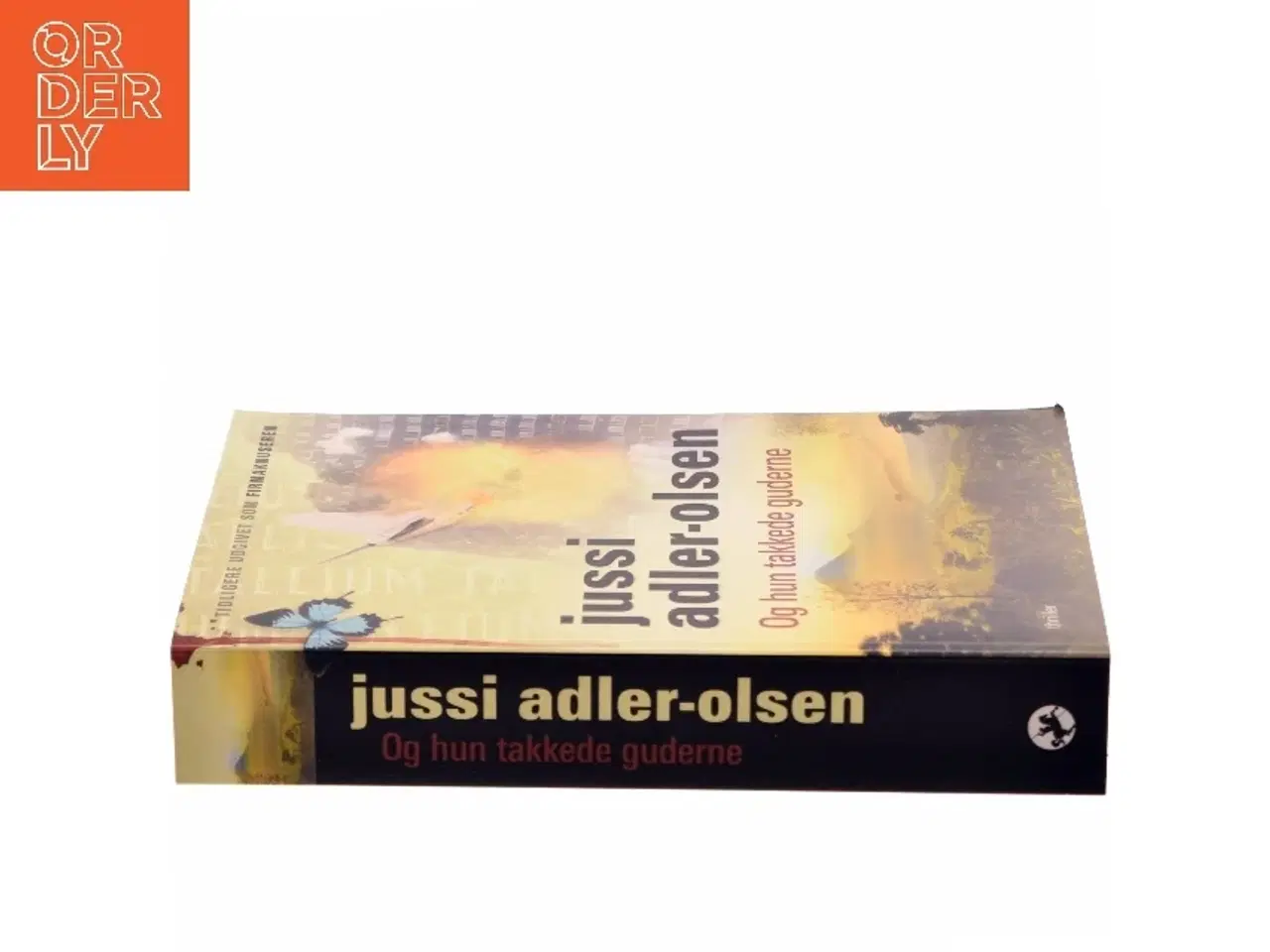 Billede 2 - Og hun takkede guderne af Jussi Adler-Olsen (Bog)