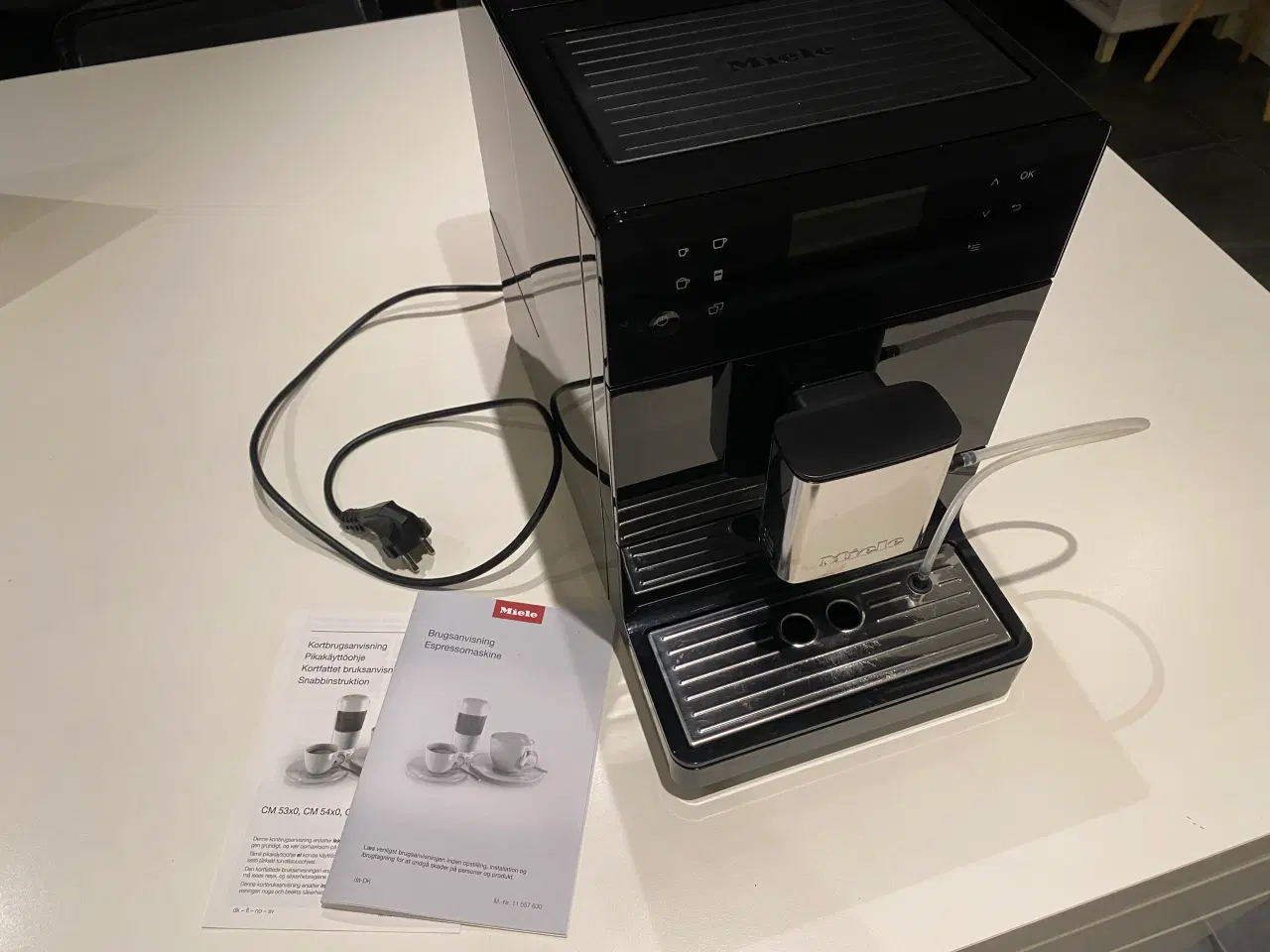 Billede 1 - Miele CM5310 Espressomaskine sort (Skal repareres)