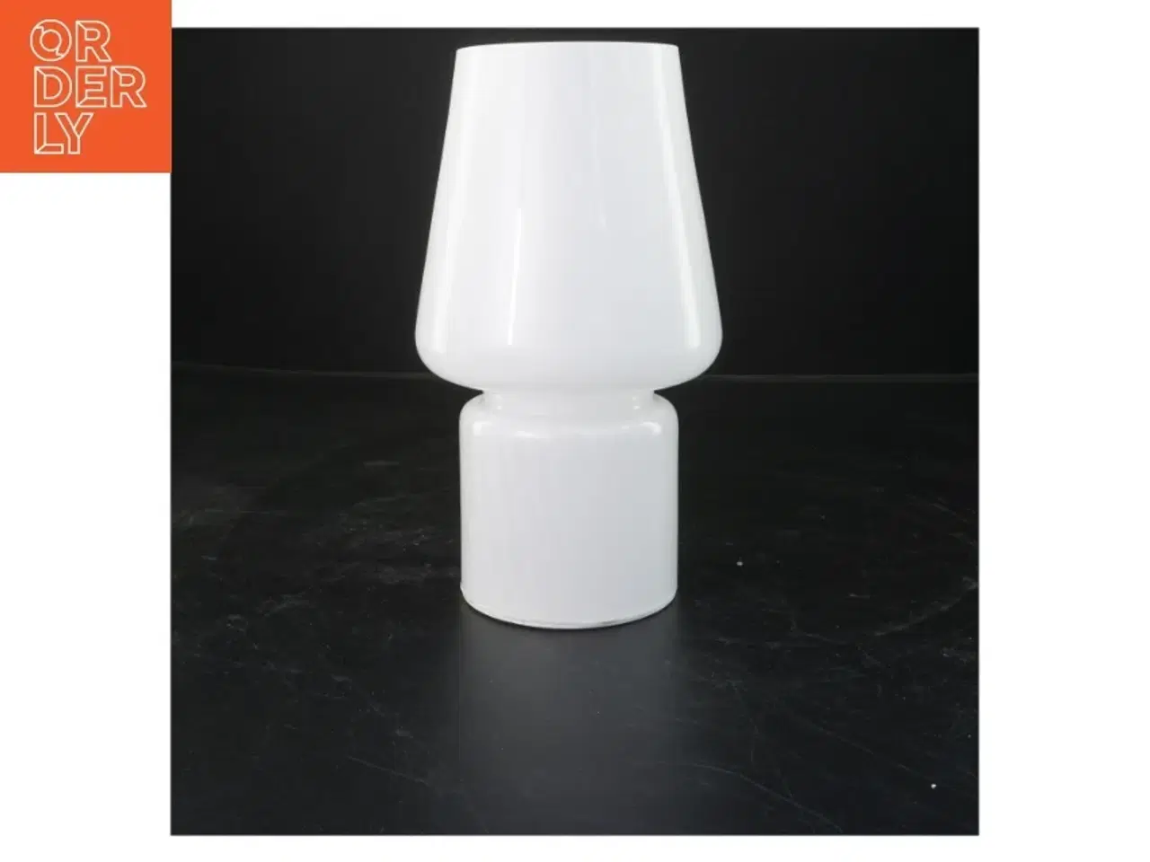 Billede 1 - Hvid LED bordlampe (str. 22x12 cm)