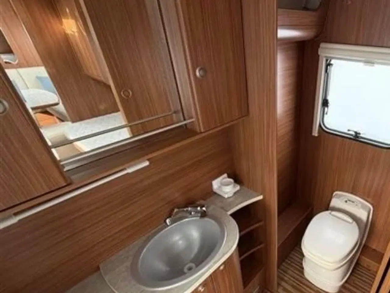 Billede 5 - Super flot Adria Adora 613 HT