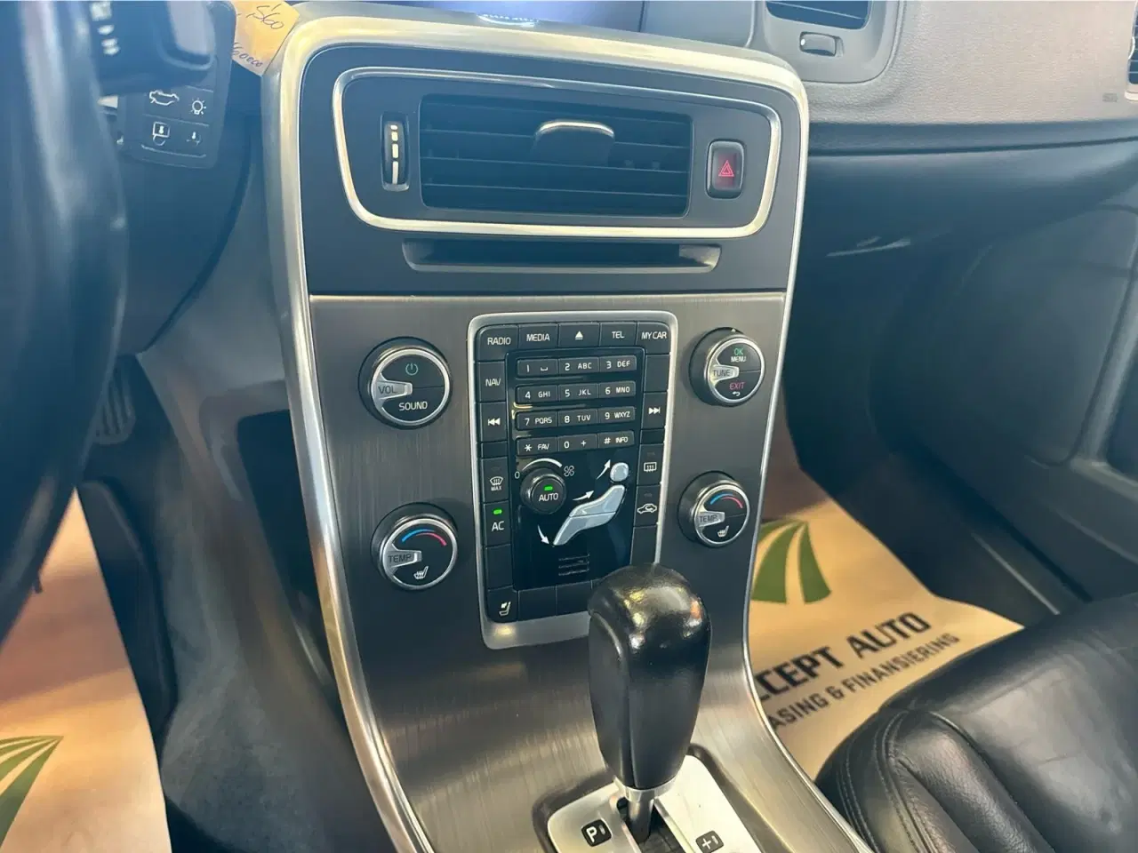 Billede 15 - Volvo S60 2,0 T5 240 Summum aut.