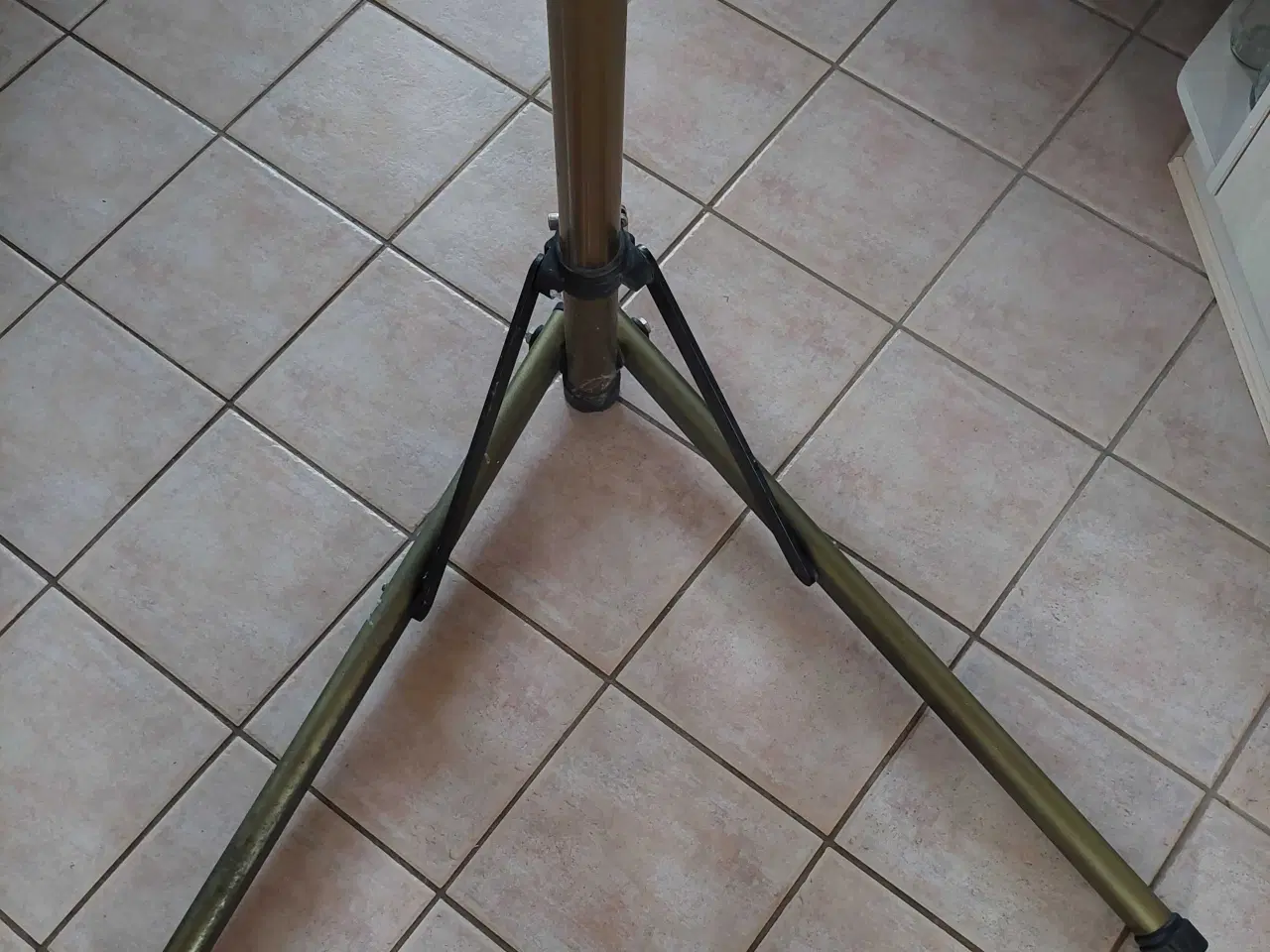 Billede 4 - Reperations stander