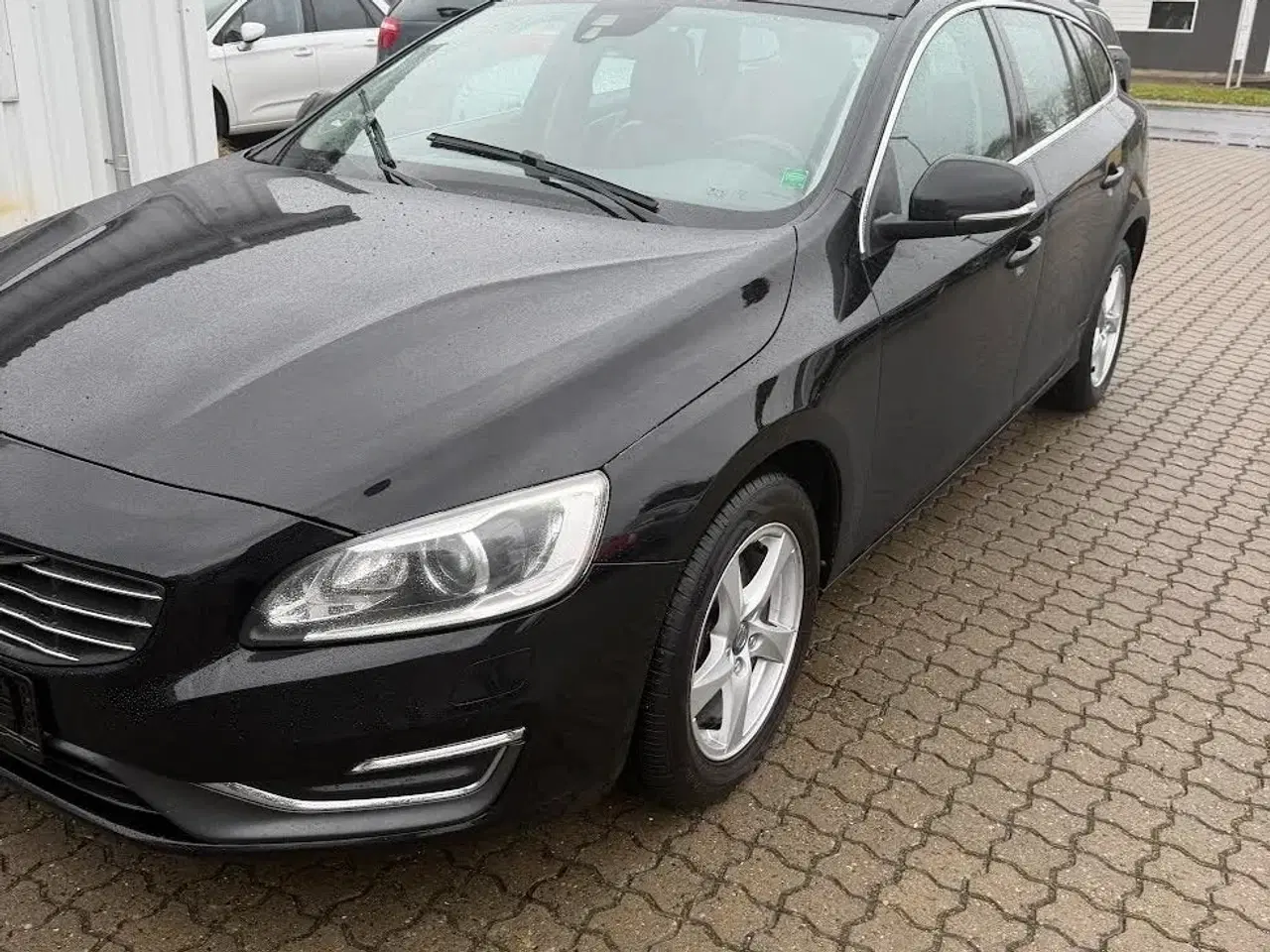 Billede 1 - Volvo V60 2,0 D4 190 Momentum