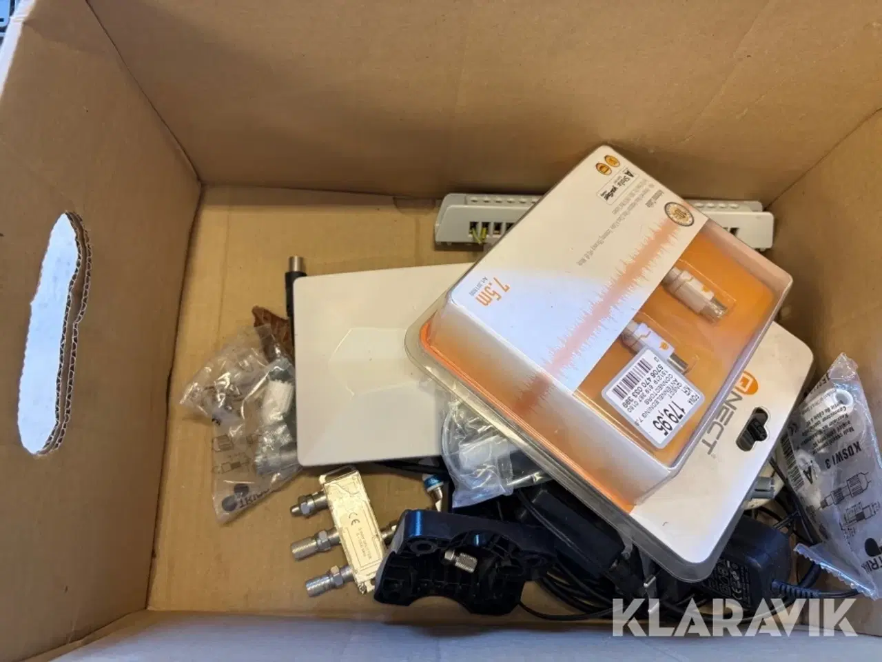 Billede 12 - Parti med blandede el-komponenter og installationsmateriel.