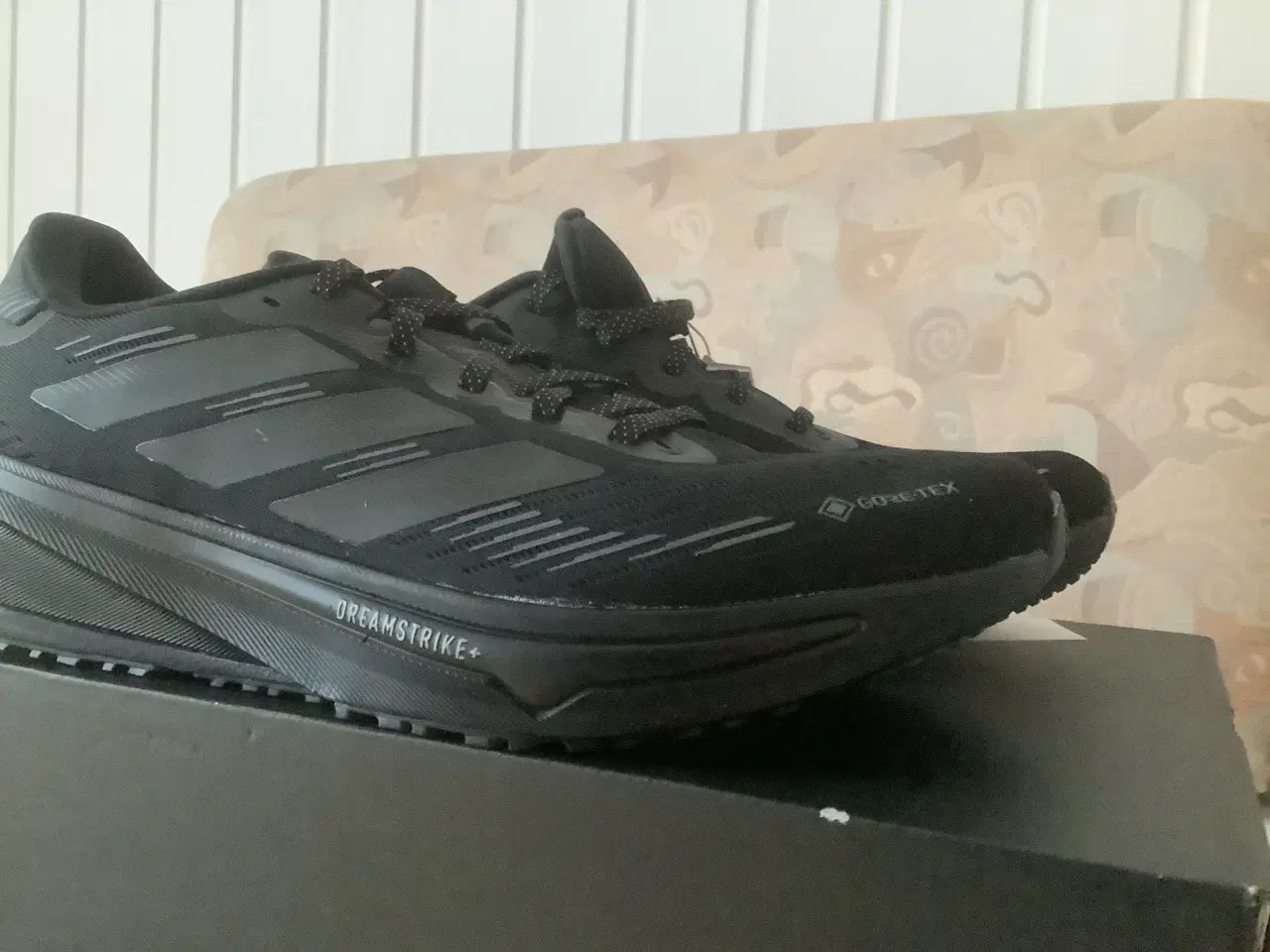 Billede 3 - Løbesko Gore-Tex. 