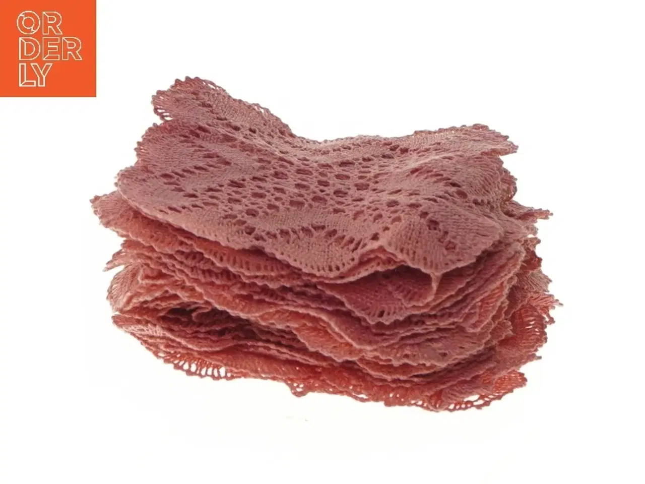 Billede 2 - Strikkede rosenrøde servietter (str. 14,5x14,5 cm)