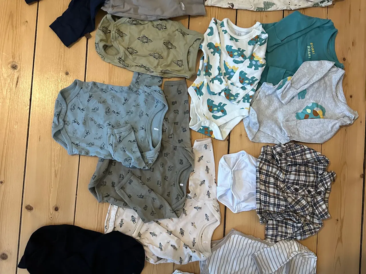 Billede 1 - Tøj pakke str. 56 - dreng