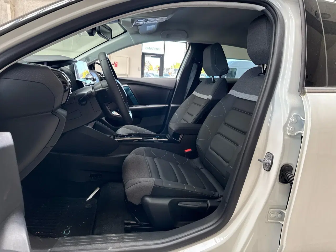 Billede 3 - Citroën ë-C4 50 Shine