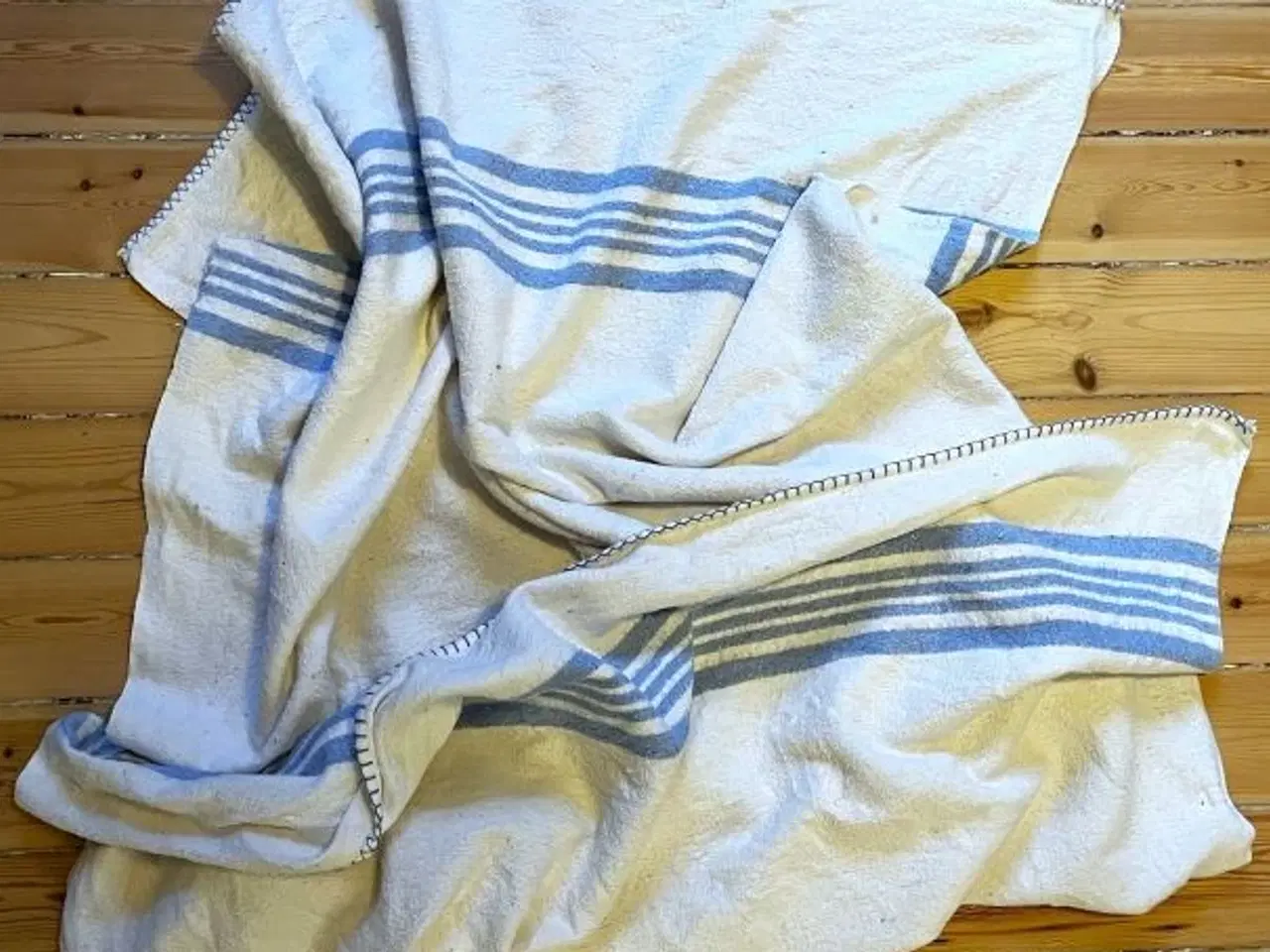 Billede 3 - 2 klassiske tæpper i bomuld