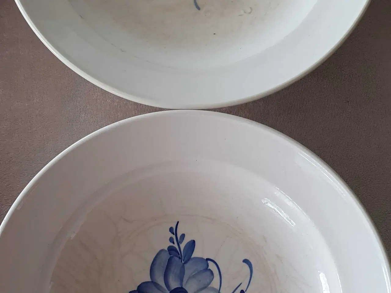 Billede 3 - Tallerkner med blå blomst